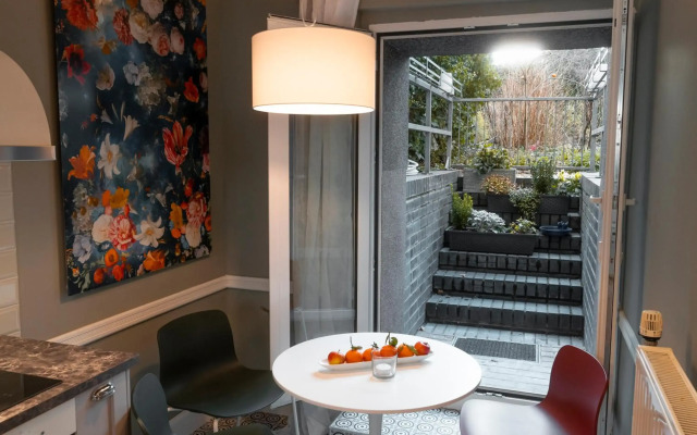 90qm Ferienwohnung Berlin Zentrum Nähe Prenzlauer Berg, 2 Bäder