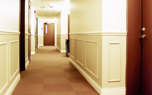 Auberge Du Grand Lac