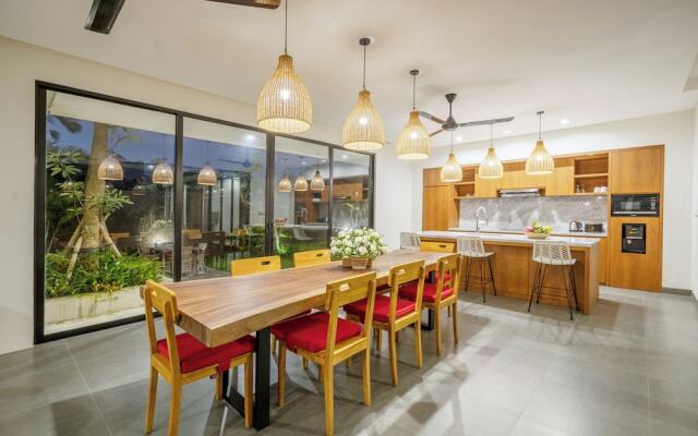 Villa The Kayu by GORO