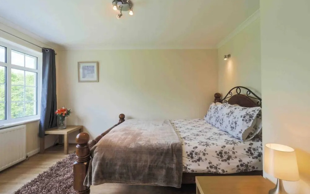 Inviting 7-bed House With sea Views in Hythe — фото 4