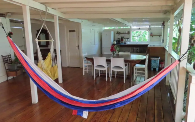 Akunamatata Guest House Cul de Sac