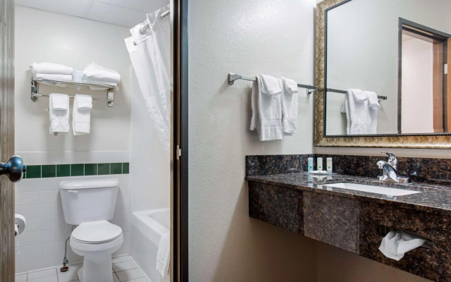 Quality Inn near Medical Center
