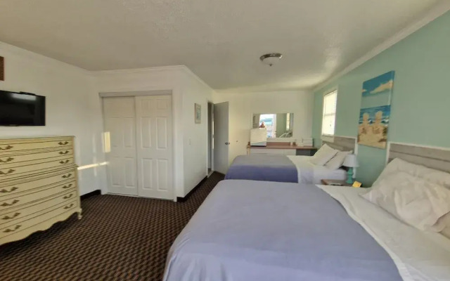 Sandcastle Beachfront Inn