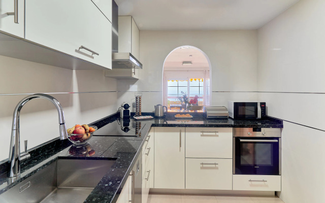 Block 3, Gate 2, 1 In Málaga