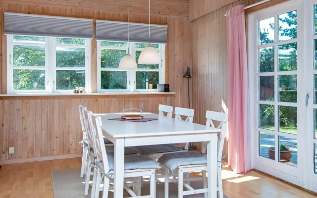 6 Person Holiday Home in Grenaa-by Traum