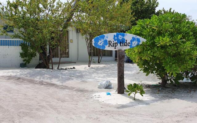 Rip Tide Vacation Inn