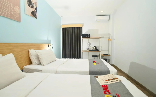 Front One Hotel Pasir Koja Bandung