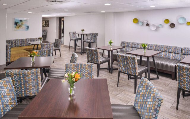 Best Western Naperville Inn