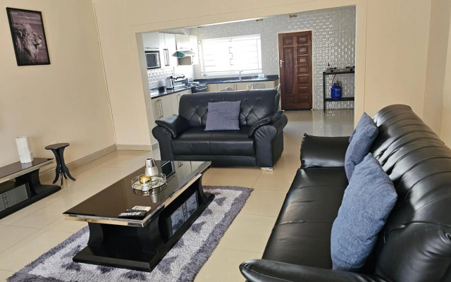 Artem Apartments - Flat 3