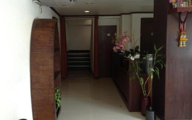 Pimnarah Suites Privileged Service Apartment