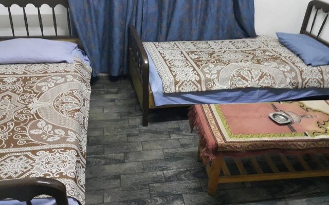 Al Adel Hostel