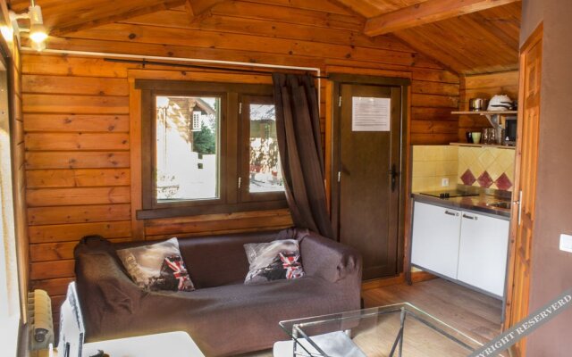 Fuente del Lobo Glamping  Bungalows - Adults Only