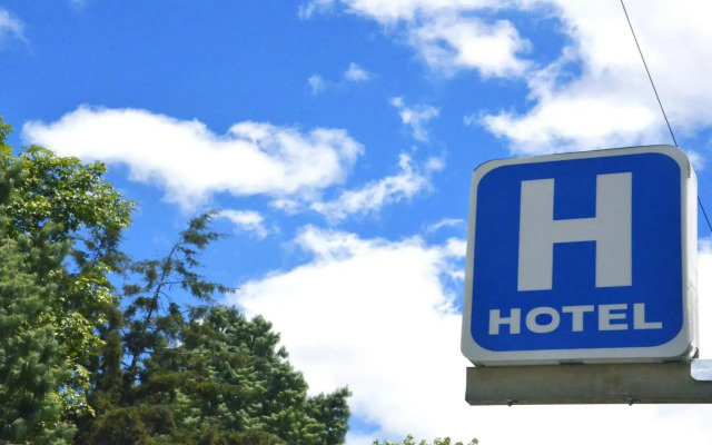 Hotel Rivera Inn