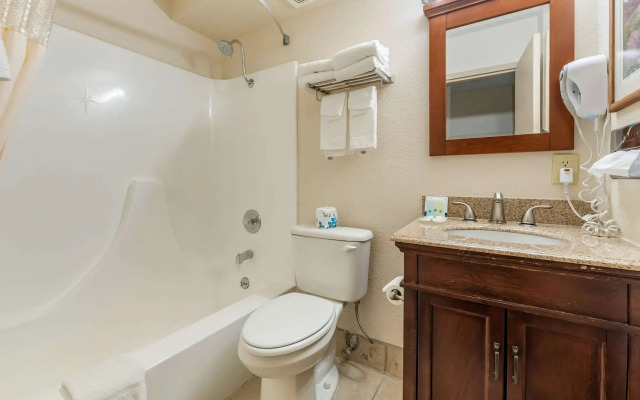 Quality Inn & Suites Canon City