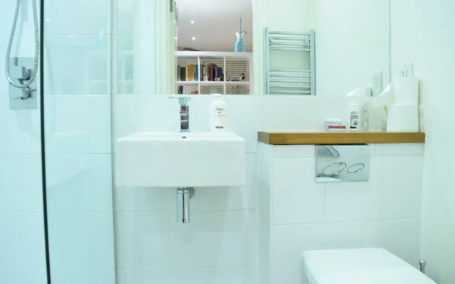 Modern Studio Near Chelsea