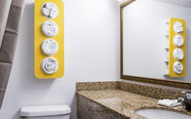 Motel 6 Jacksonville, NC