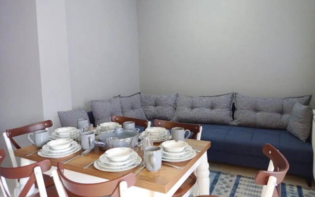 Cute Home in Historical Area 3B