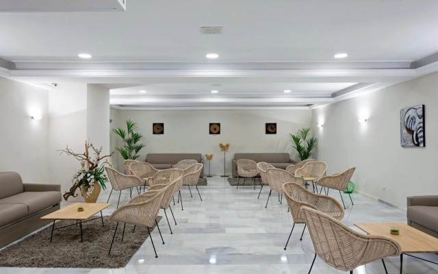 Ona Palmira Paguera Hotel