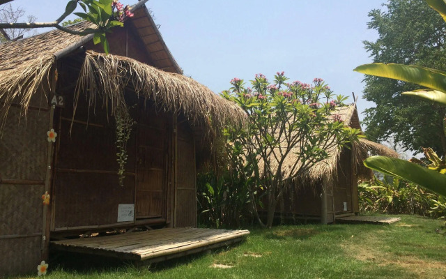 Pai Bamboo Hut Resort