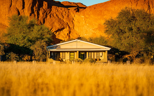 Namib Desert Lodge