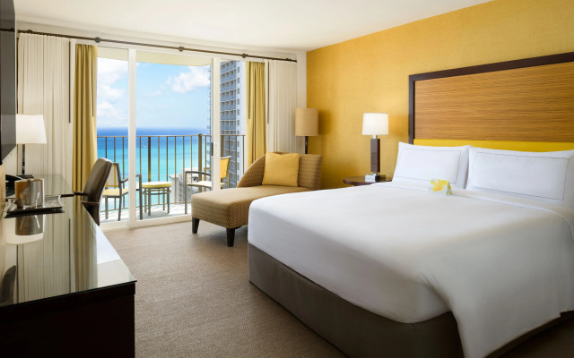 Hilton Waikiki Beach Resort & Spa