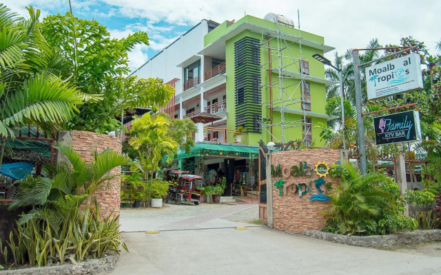 Moalboal Tropics