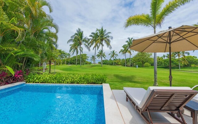 Sunny Vacation Villa 57