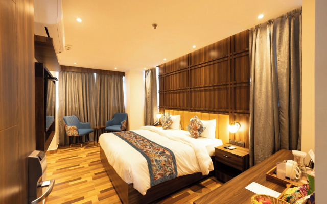 Hyphen Business Hotel