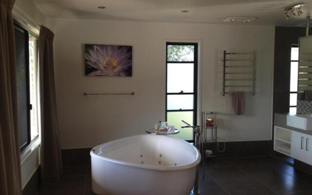 Melawondi Spring Retreat