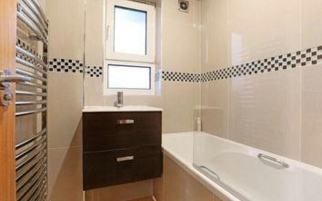 Lovely 3-bed Apartment in Central London