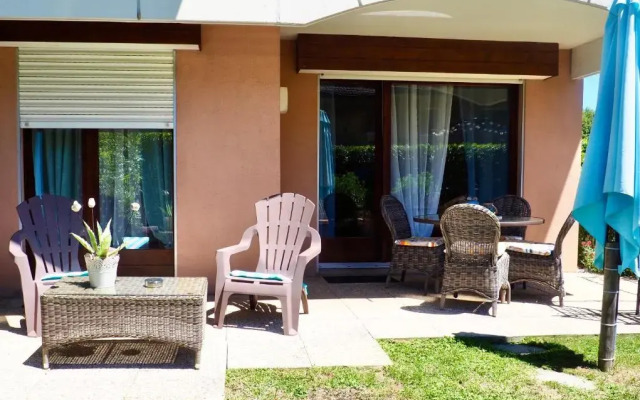 T2 « lémanesque » aux nuances du lac avec jardin