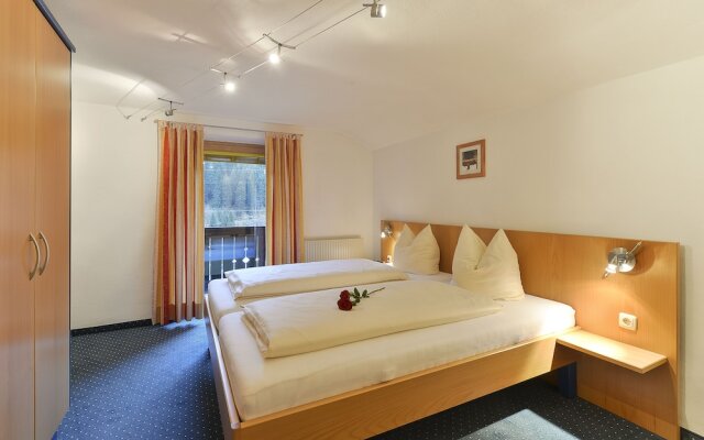 Haus Anna Apartments