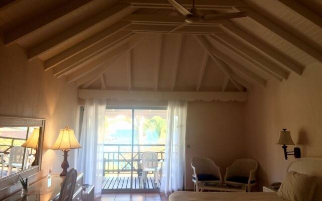 Captain Olivers Resort & Marina