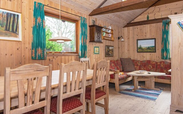 8 Person Holiday Home in Hovborg