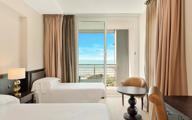 Hotel Excelsior