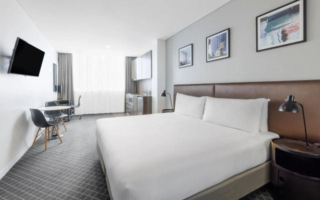 Holiday Inn & Suites Sydney Bondi Junction by IHG