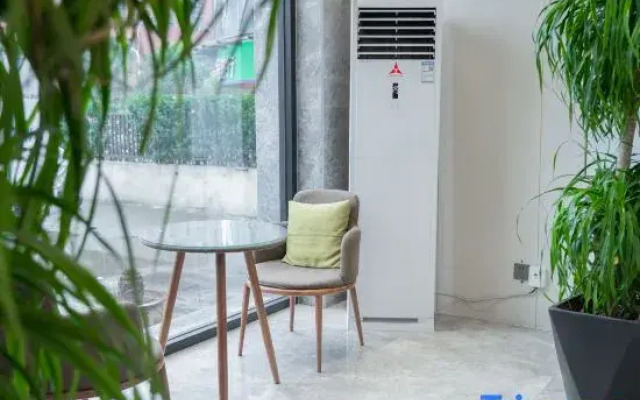 Homeinn Ease Hotel (Xuzhou Yunlong Lake Huaihai New World)