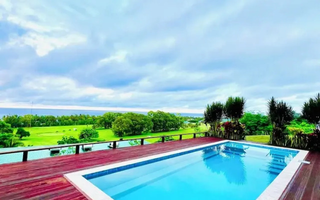 Nikao Hillside Suite