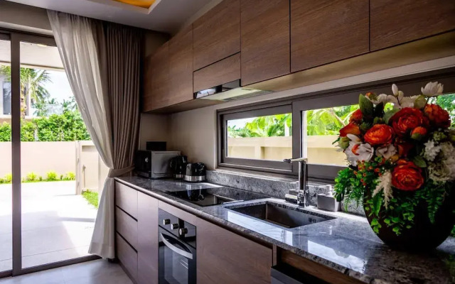 3 Bed Pool Villa Near The Beach KBR29