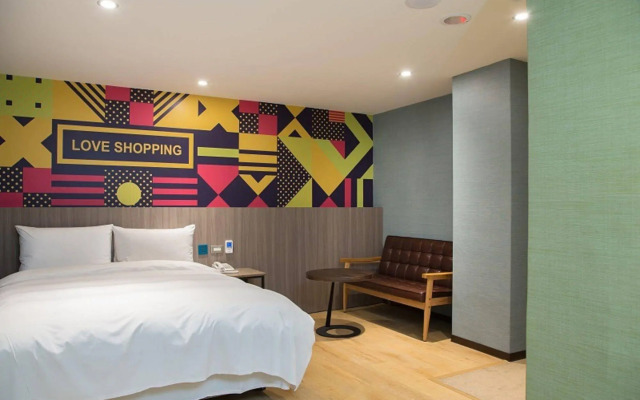 Rainbow Hotel