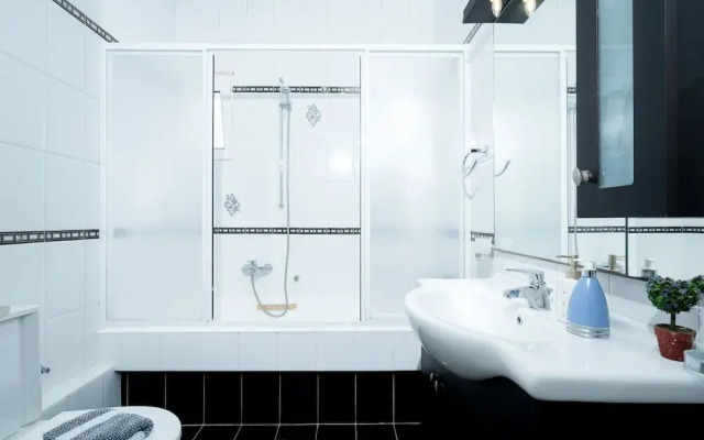 Deluxe Apartments Giamatasta