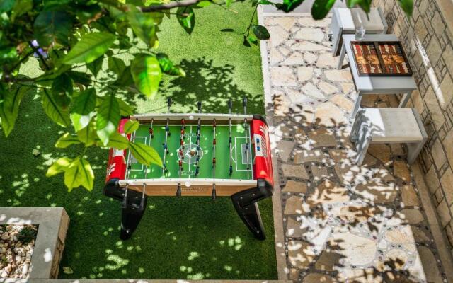 Vasili's Home - 5 Min from the City Ceter