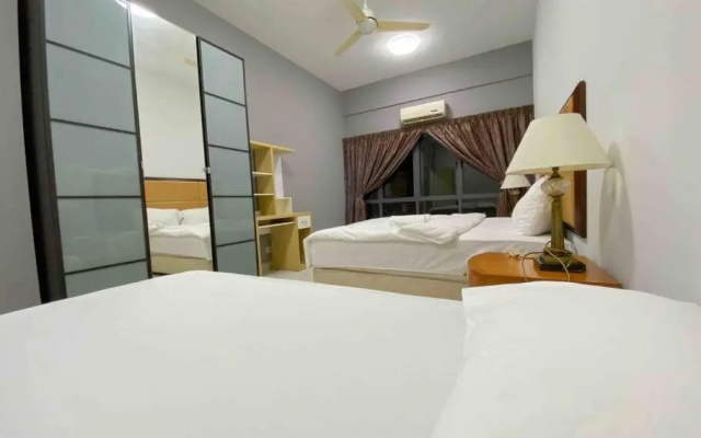Setiawalk Puchong Penthouse 8-10Pax 4R3B – Guest Rooms – Puchong