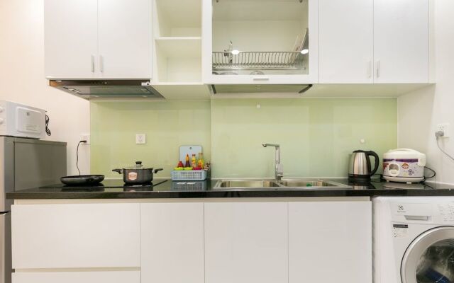 Jennifer House - Millenium Apartment