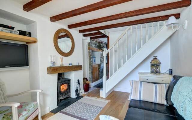Authentic Holiday Home in Penrose near Beach