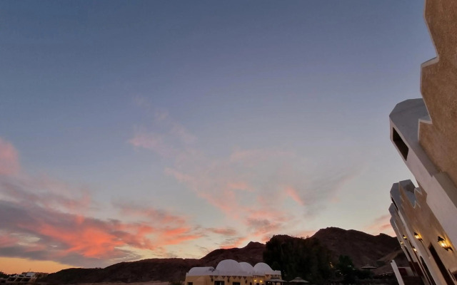 Bedouin Moon Hotel