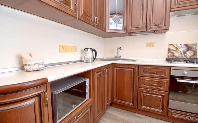 4 Сезона в микрорайоне Восточный 6/3А