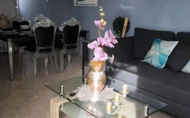 Serene Retreat in Historic San José de los Olvera