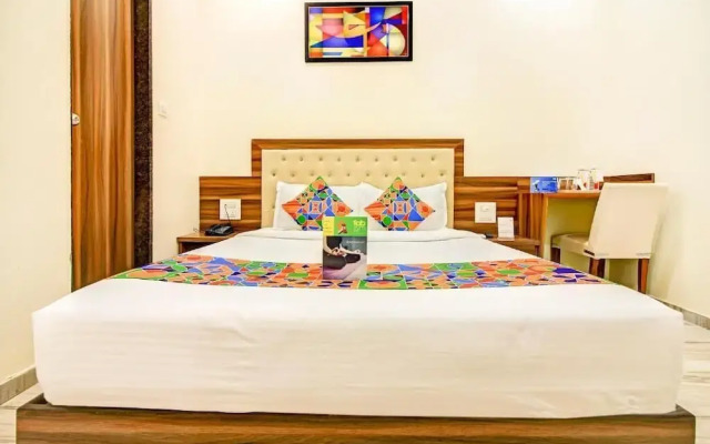 Fabhotel Axis International