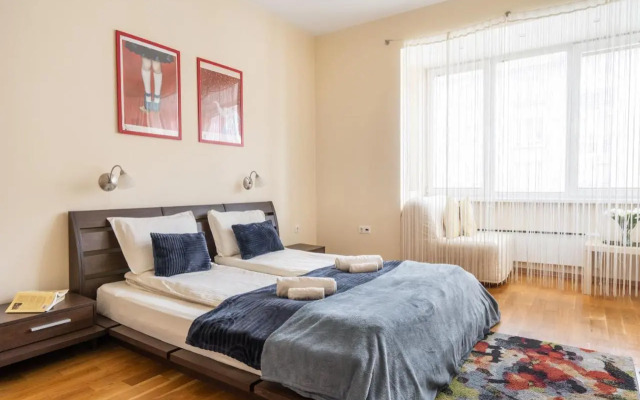 Sofia Day and Night Apartment
